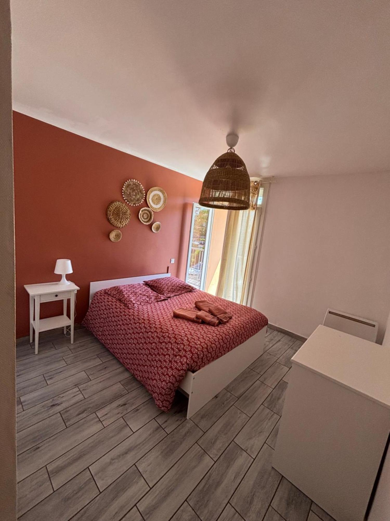 Le Cocon D'Oce - Wifi, Parking, Arrivee Autonome, A 15 Minutes De La Plage Beziers Luaran gambar
